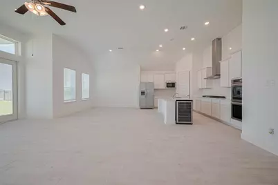 2911 Golden Isle Drive, Texas City, TX 77568 - Photo 5
