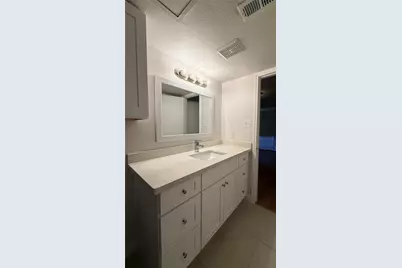 4643 Wild Indigo Street #411, Houston, TX 77027 - Photo 7
