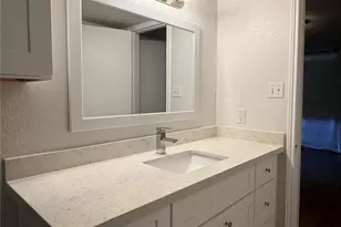 4643 Wild Indigo St, Houston, TX 77027 - Photo 7