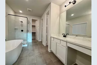 1111 Luna Drive, Missouri City, TX 77459 - Photo 11