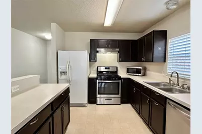 10623 Sugar Trace Drive, Sugar Land, TX 77498 - Photo 13