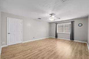 10023 Kirkwren Dr, Houston, TX 77089 - Photo 25