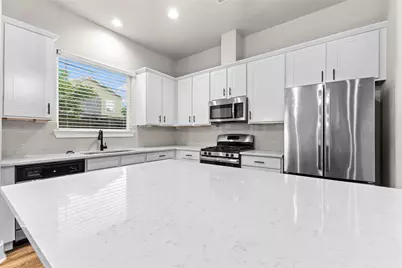 2511 Des Chaumes Street, Houston, TX 77026 - Photo 7