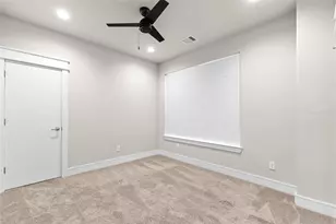 2511 Des Chaumes St, Houston, TX 77026 - Photo 11