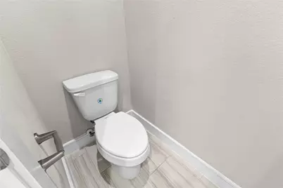 2511 Des Chaumes Street, Houston, TX 77026 - Photo 9