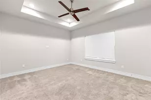 2511 Des Chaumes St, Houston, TX 77026 - Photo 21