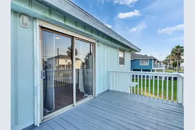 3813 Tradewinds Drive, Galveston, TX 77554 - Photo 39