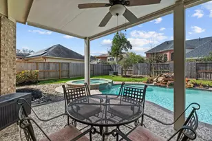 8639 Westbrook Forest Dr, Sugar Land, TX 77479 - Photo 37
