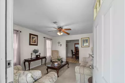 104 Avenue E, Highlands, TX 77562 - Photo 3