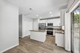 2930 Grants Lake Blvd, Sugar Land, TX 77479 - Photo 5
