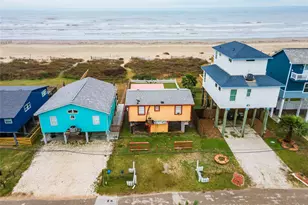 17423 Bristow Dr, Galveston, TX 77554 - Photo 1