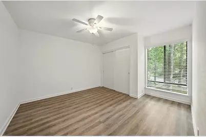 171 Litchfield Lane, Houston, TX 77024 - Photo 27