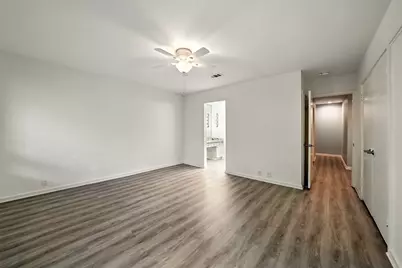 171 Litchfield Lane, Houston, TX 77024 - Photo 35