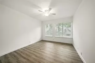 171 Litchfield Ln, Houston, TX 77024 - Photo 25