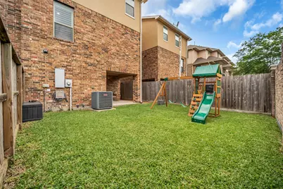 8118 Stoneyway Drive, Houston, TX 77040 - Photo 31