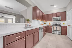8118 Stoneyway Dr, Houston, TX 77040 - Photo 19