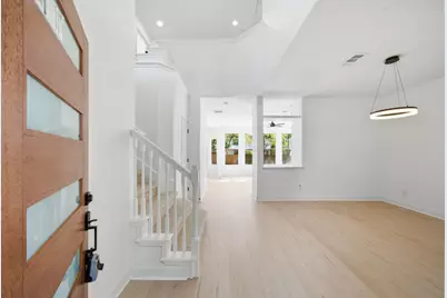 82 N Apple Spring Circle, The Woodlands, TX 77382 - Photo 7