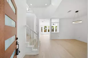 82 N Apple Spring Circle, The Woodlands, TX 77382 - Photo 7