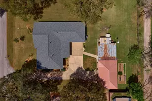 9015 Antonia St, Needville, TX 77461 - Photo 7