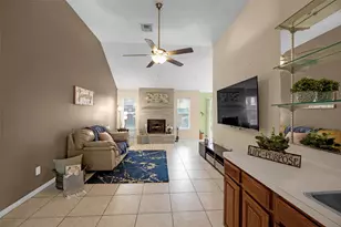 15519 Montesa Dr, Houston, TX 77083 - Photo 5