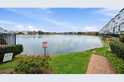 8926 Lakeshore Bend Drive, Houston, TX 77080 - Photo 39