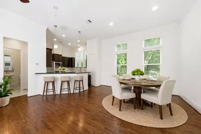 8926 Lakeshore Bend Drive, Houston, TX 77080 - Photo 3