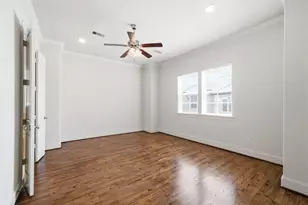 8926 Lakeshore Bend Dr, Houston, TX 77080 - Photo 21