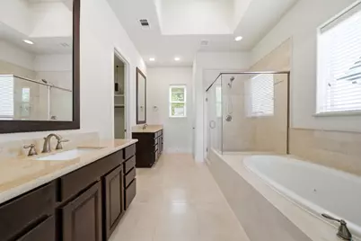 8926 Lakeshore Bend Drive, Houston, TX 77080 - Photo 25