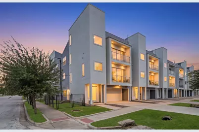 3303 Baron Street, Houston, TX 77020 - Photo 1