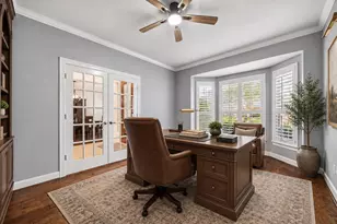 8111 Highland Green Dr, Sugar Land, TX 77479 - Photo 9