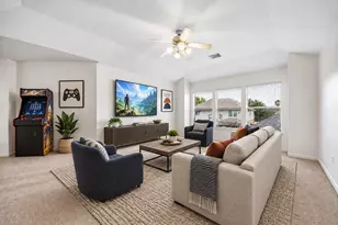 8111 Highland Green Dr, Sugar Land, TX 77479 - Photo 23