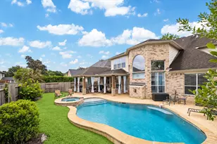 8111 Highland Green Dr, Sugar Land, TX 77479 - Photo 31