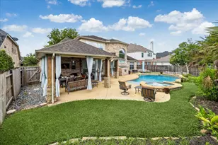 8111 Highland Green Dr, Sugar Land, TX 77479 - Photo 1