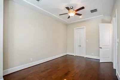 11005 Acorn Falls Drive, Houston, TX 77043 - Photo 15