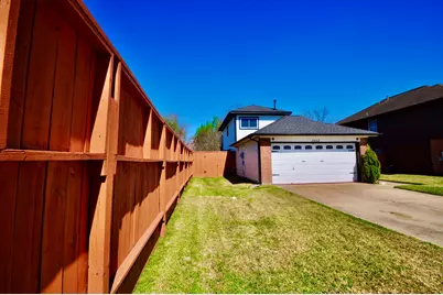 3330 Beran Drive, Houston, TX 77045 - Photo 47