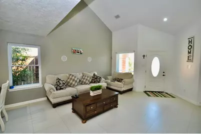 3330 Beran Drive, Houston, TX 77045 - Photo 5