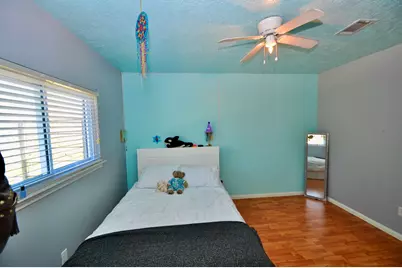 3330 Beran Drive, Houston, TX 77045 - Photo 21