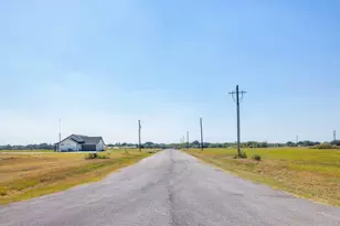 102 Oak Holw Ct Lot 64, Cat Spring, TX 78933 - Photo 7