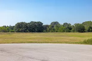 102 Oak Holw Ct Lot 64, Cat Spring, TX 78933 - Photo 5