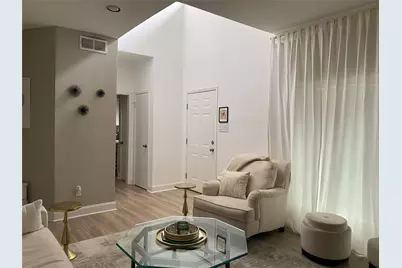1115 Augusta Drive #36, Houston, TX 77057 - Photo 3