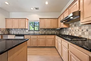 2607 Sailboat Dr, Houston, TX 77058 - Photo 19