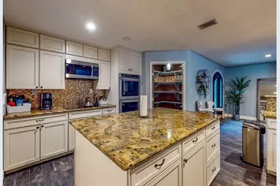 3420 Mission Viejo Street, Baytown, TX 77521 - Photo 17