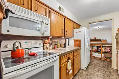 15 Country Lane, Woodcreek, TX 78676 - Photo 15
