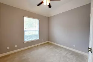 5227 Riverstone Crossing Dr, Sugar Land, TX 77479 - Photo 9