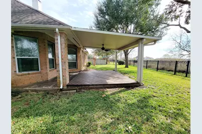 5227 Riverstone Crossing Drive, Sugar Land, TX 77479 - Photo 3