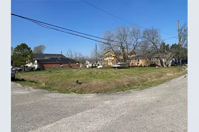 10130 Ricky Street, Houston, TX 77033 - Photo 5