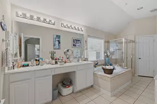 2 Camborn Pl, The Woodlands, TX 77384 - Photo 19
