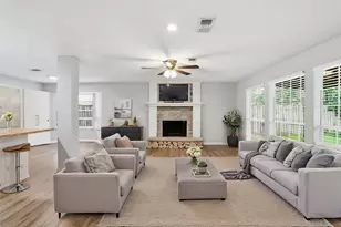 313 Bois D'Arc Dr, Conroe, TX 77301 - Photo 5