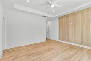 8321 Observatory St, Houston, TX 77088 - Photo 7