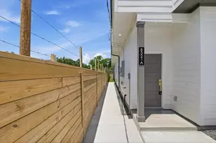 8321 Observatory St, Houston, TX 77088 - Photo 33